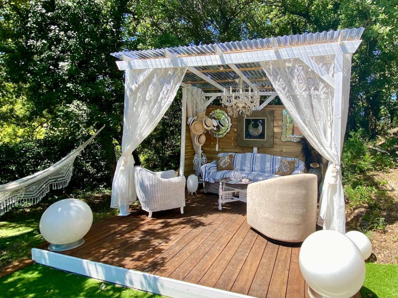 툴브스 La Vie Est Belle En Provence B&B 외부 사진